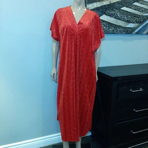Vanity Fair Velvet Nightgown Womens One Size Short Sleeve Dolman Long Kaftan Red - Picture 2 of 11